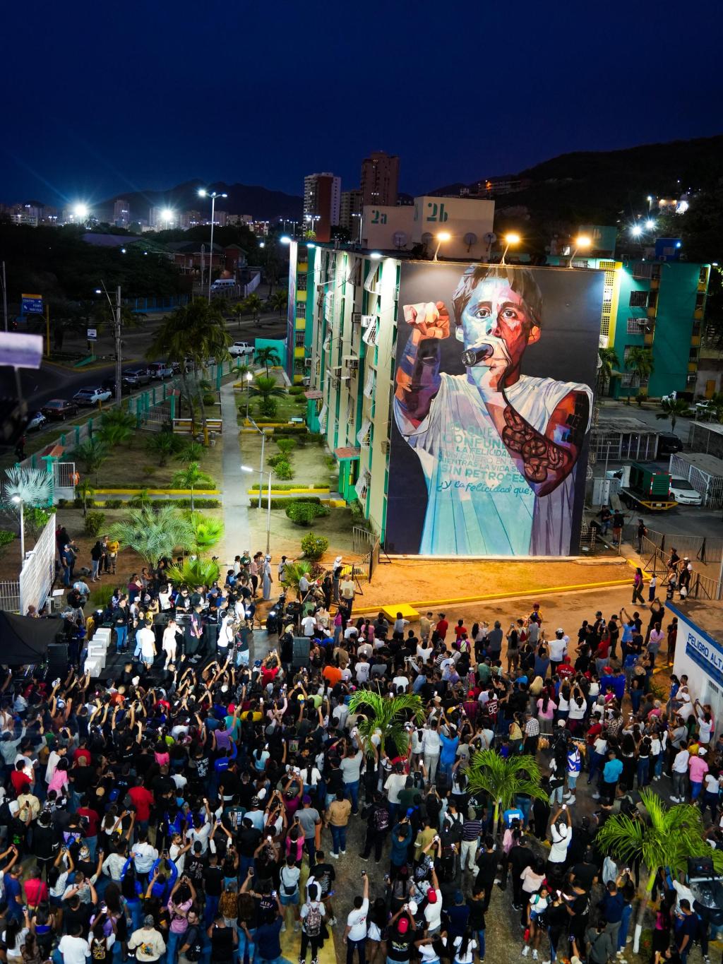 En Puerto La Cruz develaron mural de 16 metros de altura en honor a&nbsp;“Canserbero”