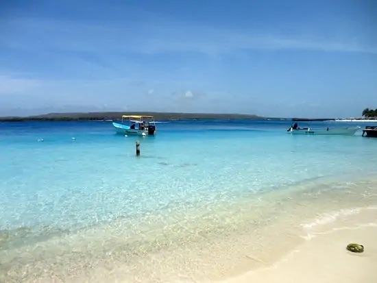 Tragedia en Carnaval: Turista chino murió tras ser arrollado por una lancha en playa de&nbsp;Falcón