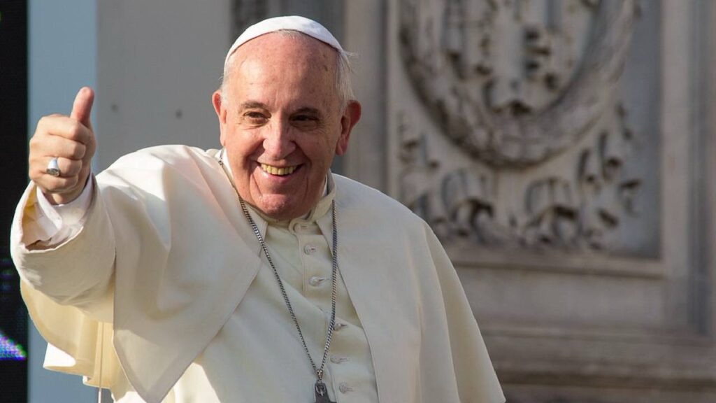 El papa ya no necesita ventilación mecánica por las noches y la infección está&nbsp;controlada