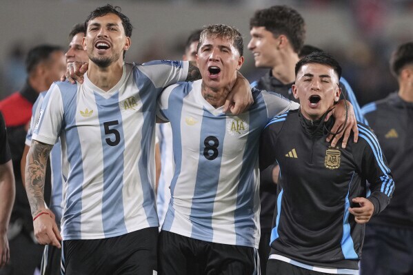 Argentina celebró su clasificación al Mundial derrotando a&nbsp;Brasil&nbsp;