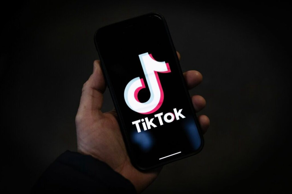 Trump da otros 75 días a TikTok para desvincularse en Estados Unidos de la china&nbsp;ByteDance