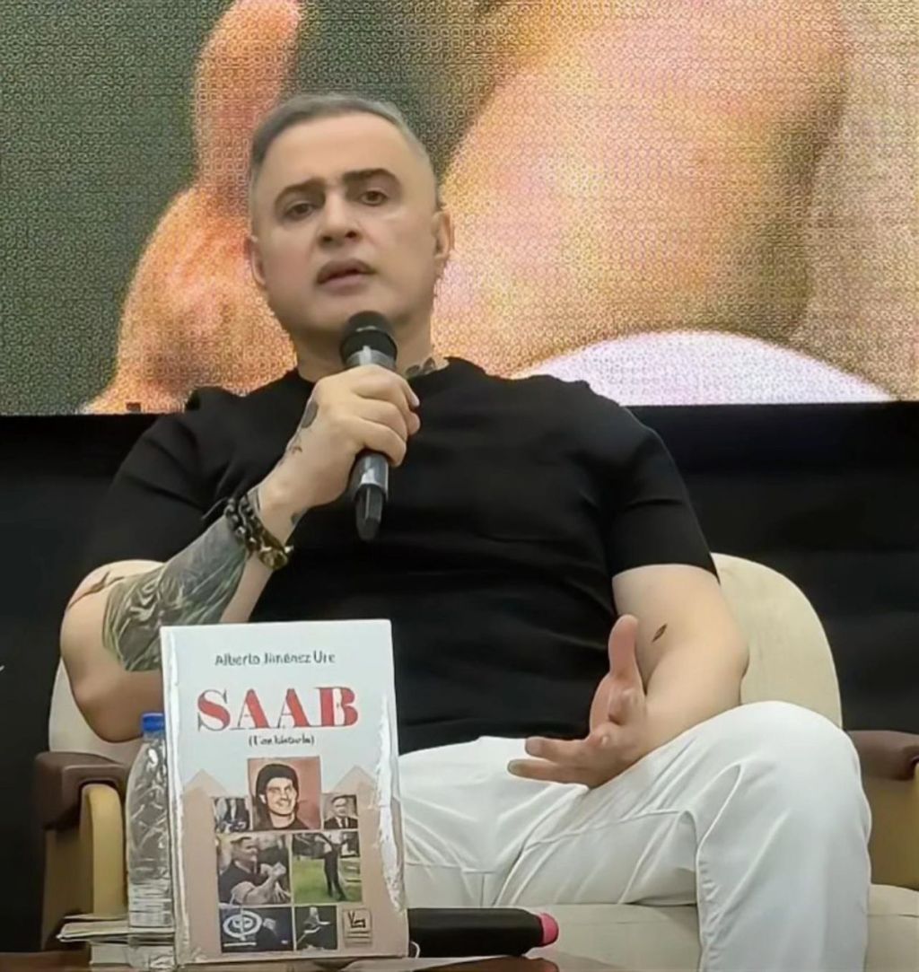 Realizada exitosa presentación del poeta Tarek William Saab en la FILVEN&nbsp;Carabobo