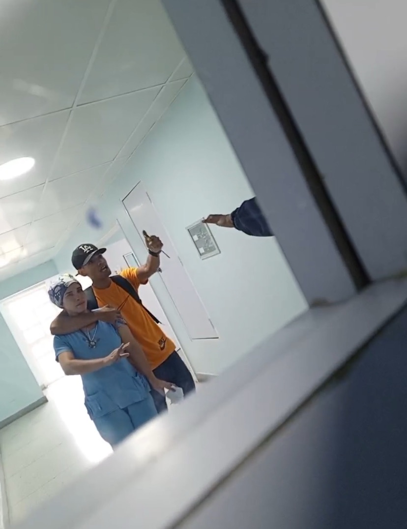 Hombre tomó de rehén doctora para exigir asistencia en Hospital de&nbsp;Maracay