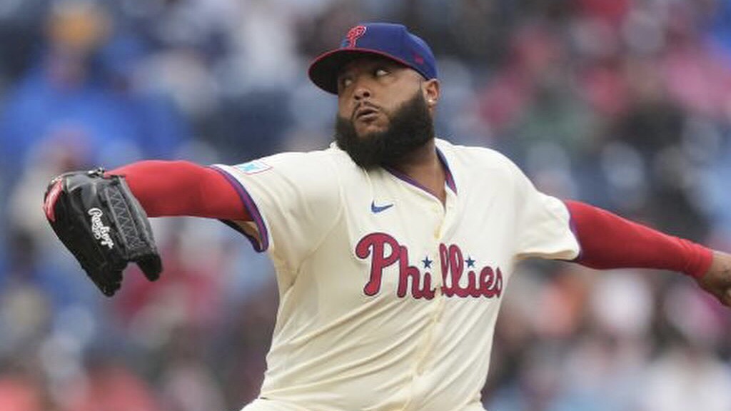 MLB suspendió al venezolano José Alvarado por uso de&nbsp;testosterona