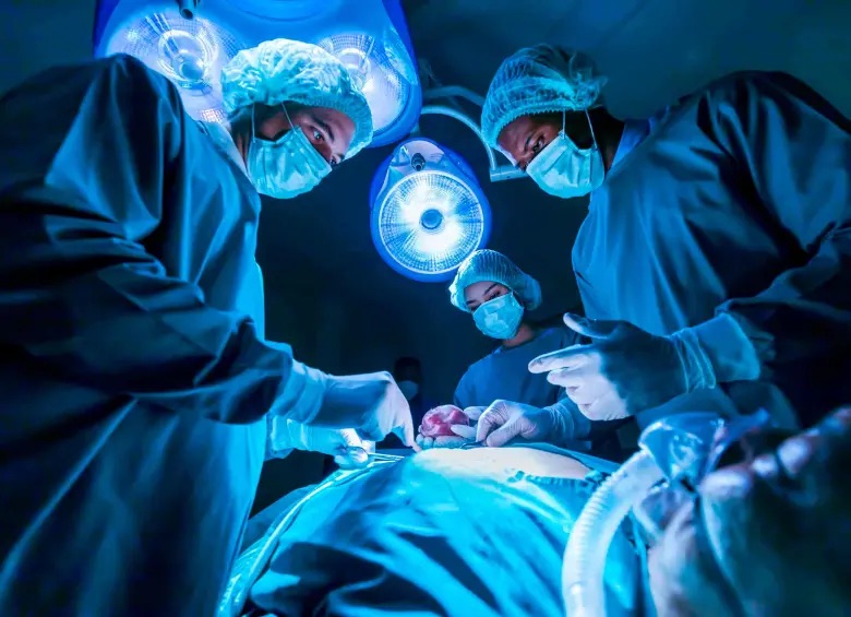 Hito histórico: Cirujanos hicieron el primer trasplante de vejiga en un ser&nbsp;humano