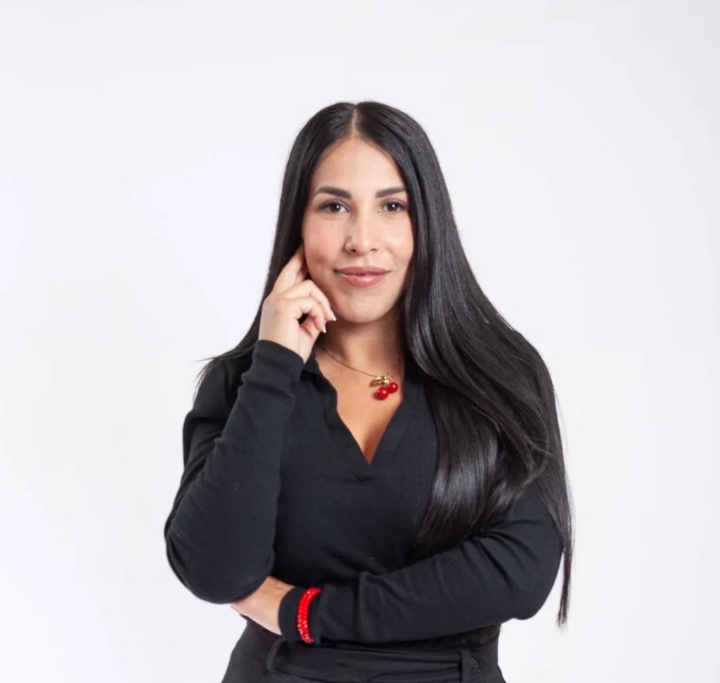 Venezolana superó el «duelo» creando «Agendízate», un espacio para el crecimiento personal de las&nbsp;mujeres