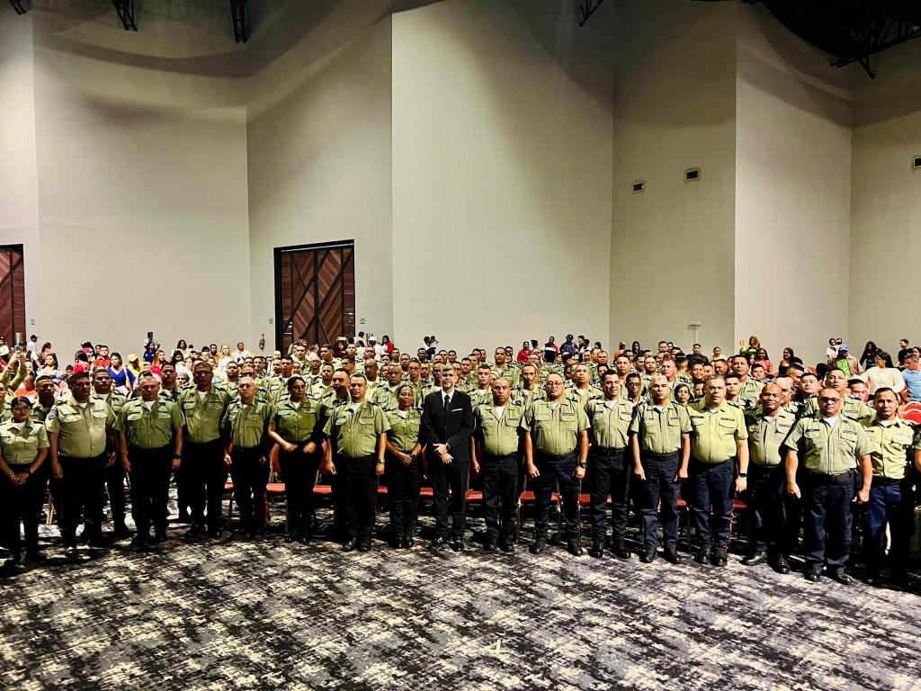 Poliurbaneja celebró con 128 ascensos el Día del&nbsp;Policía