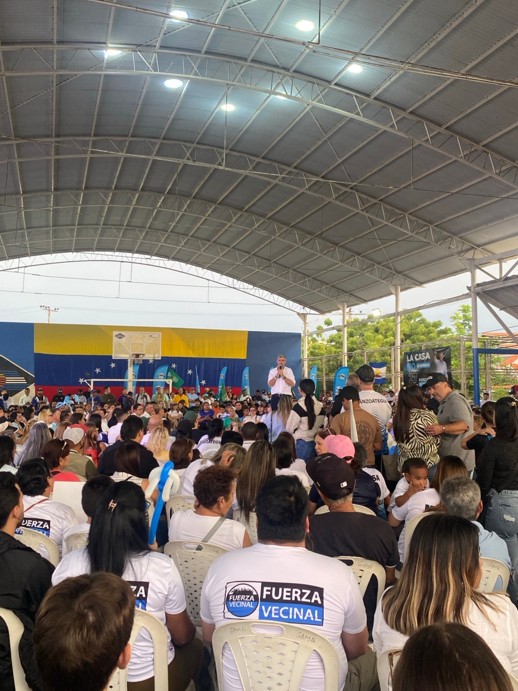 Ferreira cerró campaña e invitó a votar temprano el&nbsp;domingo