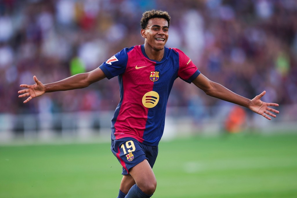 Denuncian Yamal por contratar a personas con enanismo para su cumpleaños&nbsp;