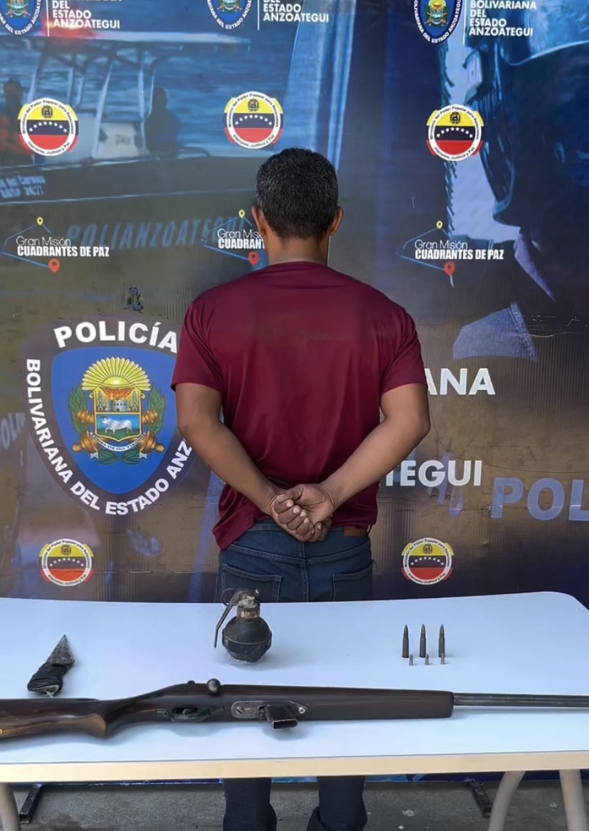 Detienen a un hombre en El Viñedo por agresión: se le incautó una bomba lacrimógena y&nbsp;armas