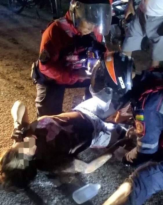 Motocicleta derrapó en la Avenida Comunagoto 2 y dejó dos&nbsp;heridos