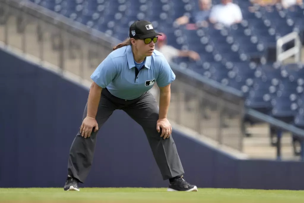 Jen Pawol se convertirá en la primera mujer umpire de las Grandes&nbsp;Ligas