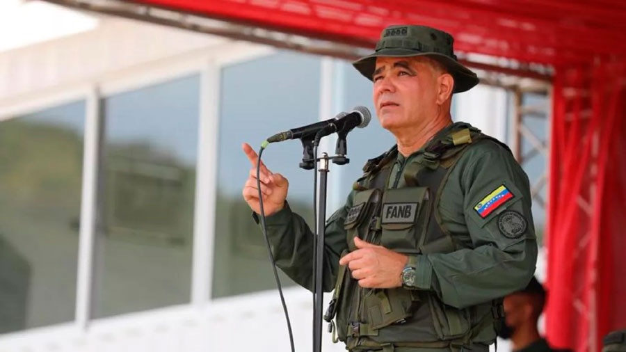 Padrino López evalúa «amenazas a la patria» con oficiales superiores de la&nbsp;FANB
