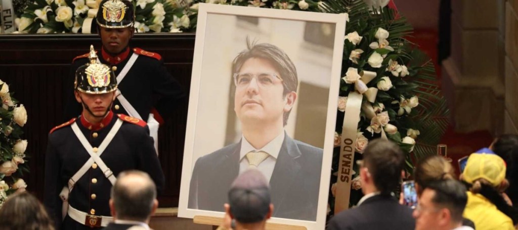 Menor que disparó contra el senador colombiano Miguel Uribe Turbay es sancionado a siete años de privación de&nbsp;libertad