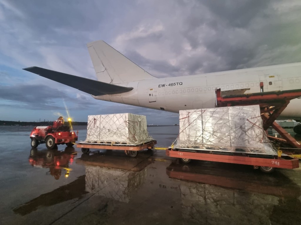 Arribó al país nuevo cargamento con más de un millón de unidades de insulina desde&nbsp;Rusia