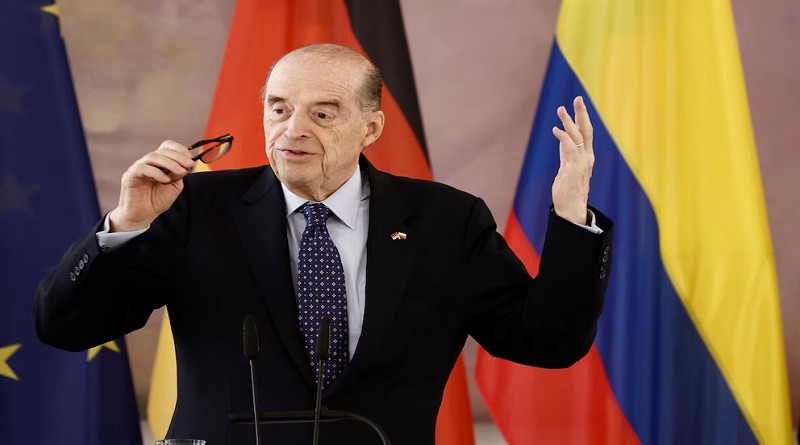 Inhabilitan por 10 años al excanciller colombiano Álvaro&nbsp;Leyva