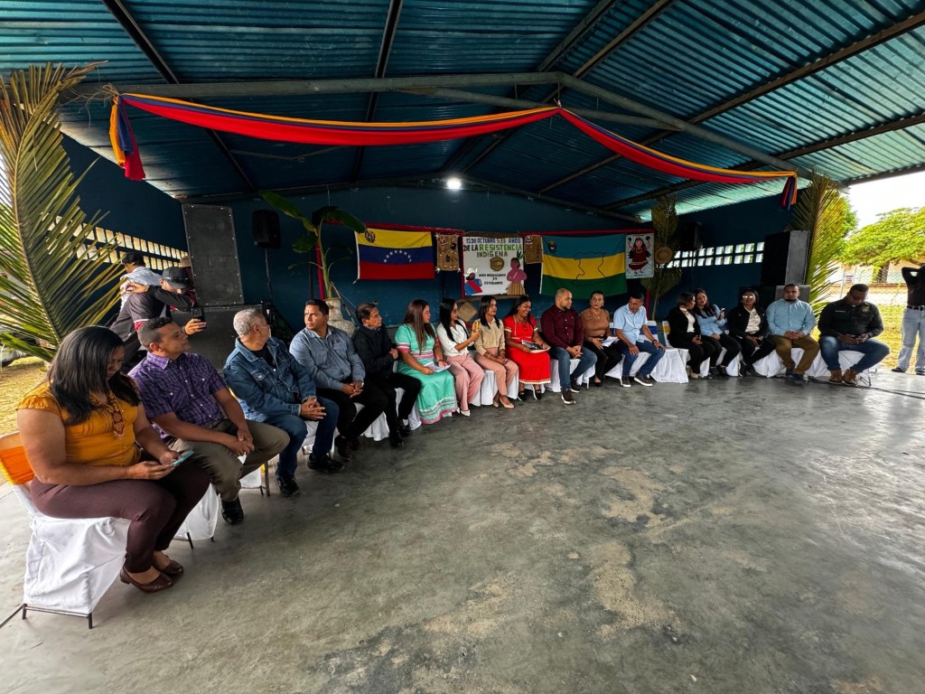 Legisladores y concejales sesionaron para conmemorar el 12 de Octubre en&nbsp;Anzoátegui