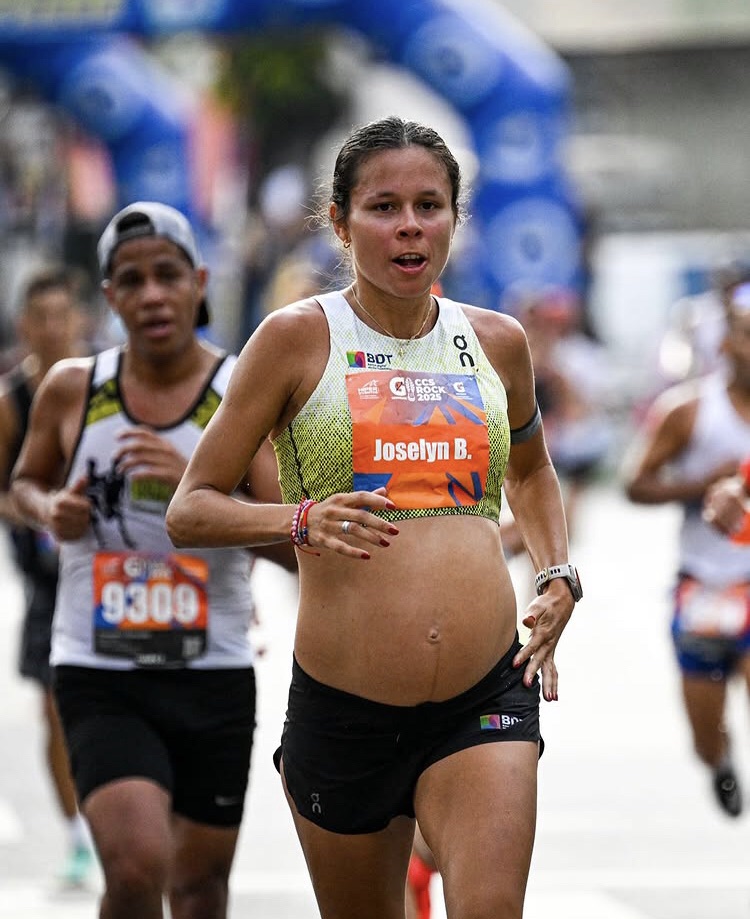 La atleta olímpica Joselyn Brea corrió en la Gatorade Caracas Rock con siete meses de&nbsp;embarazo