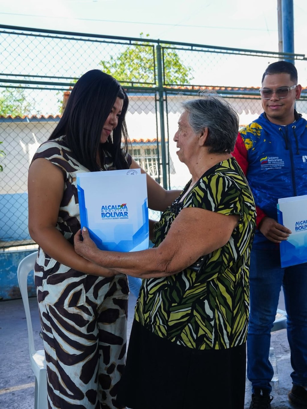 267 familias recibieron sus títulos de propiedad de tierras urbanas en el municipio&nbsp;Bolívar