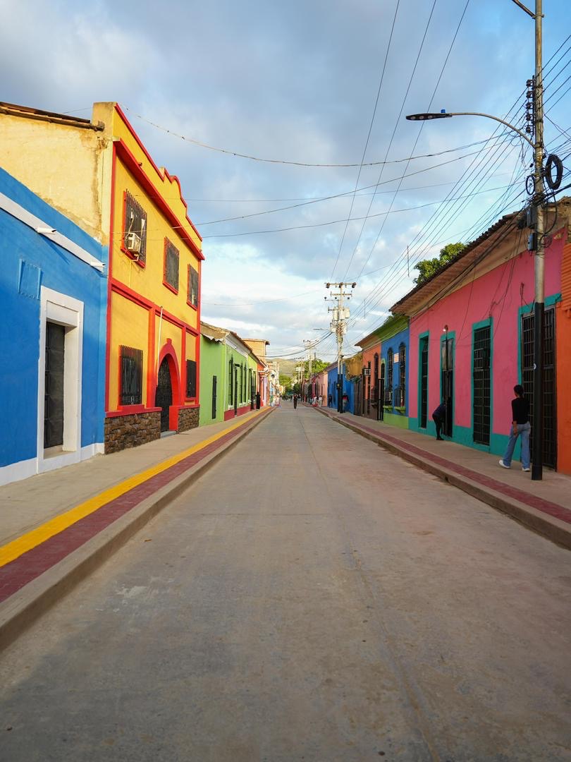Alcaldesa Sugey Herrera entrega rehabilitada la calle&nbsp;Carabobo