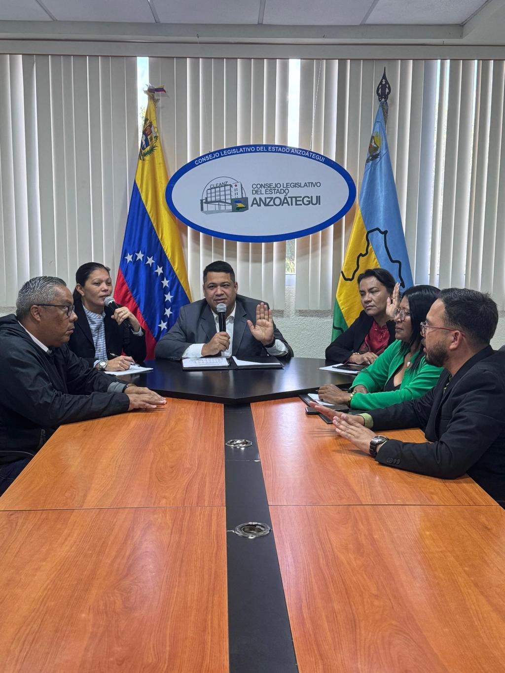 Cleanz aprobó más de 990 millones de bolívares al gobierno de&nbsp;Anzoátegui