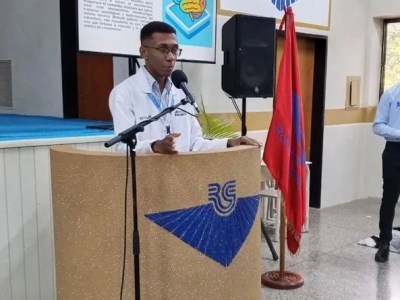 Aplicación creada por estudiante de medicina está en el top 6 global educativo de la Play&nbsp;Store