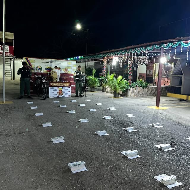 Incautaron más de 15 kilos de presunta cocaína en la carretera nacional de la&nbsp;costa