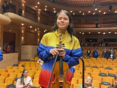 Jasmín Manrique: La violinista de Canaima que conquistó Nueva&nbsp;York
