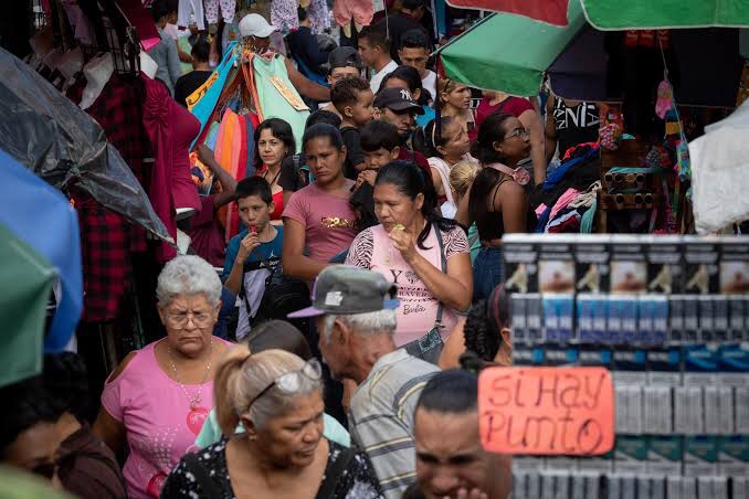 Experto alertó que el 40% del presupuesto navideño se va en gastos&nbsp;innecesarios