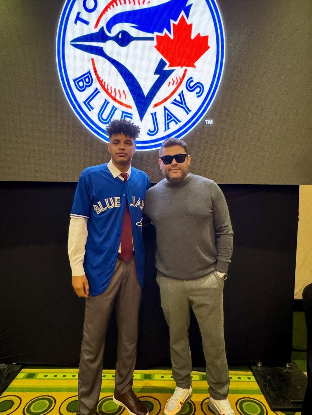 ¡Que orgullo!, Barcelonés Abrahan Díaz firma con los Azulejos de&nbsp;Toronto