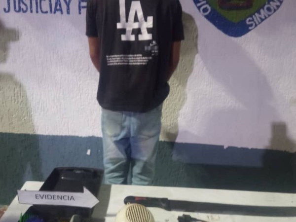 Capturado joven de 21 años tras perpetrar robo bajo amenaza de muerte en&nbsp;Aragüita