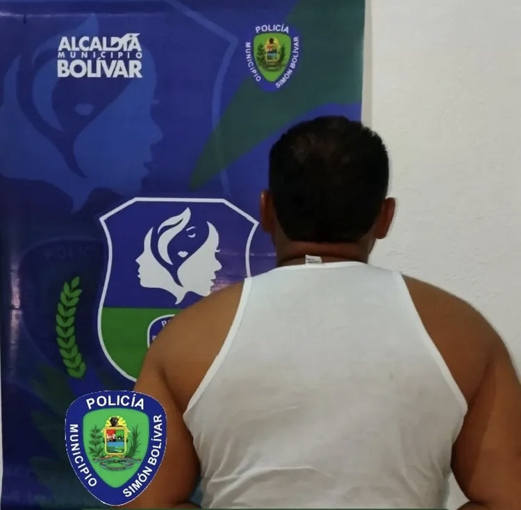 Aprehendido sujeto por agredir brutalmente a su pareja en el sector La&nbsp;Ponderosa