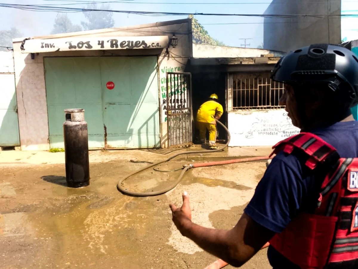 Tres personas afectadas por explosión de cilindro en&nbsp;Barcelona