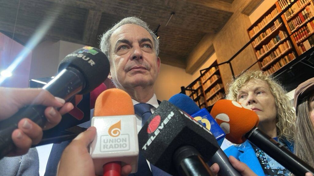 Tras su llegada a Caracas, Zapatero resalta el liderazgo de Delcy Rodríguez: «Tengo mucha confianza en&nbsp;ella»