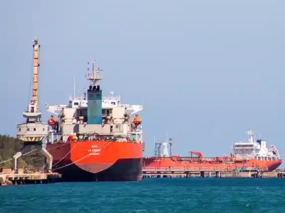 EEUU autoriza venta de petróleo a Cuba bajo&nbsp;condiciones