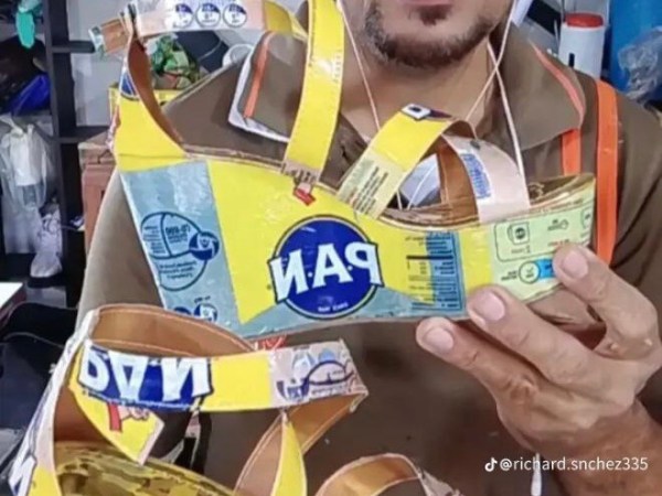 ¡Estas tú no las tienes! Tachirense convierte empaques en zapatos&nbsp;únicos