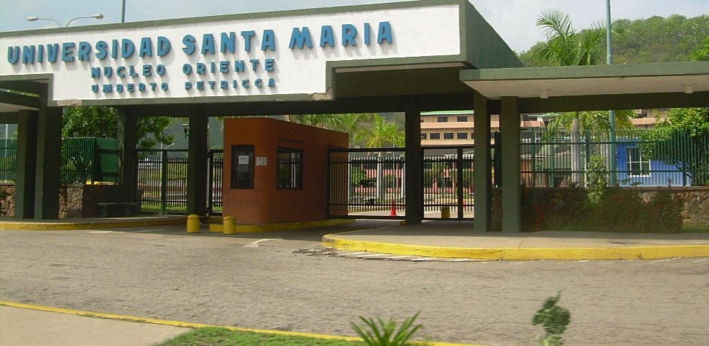 Estudiantes de la USM denuncian aumento desproporcionado de matrícula ante precarias&nbsp;condiciones