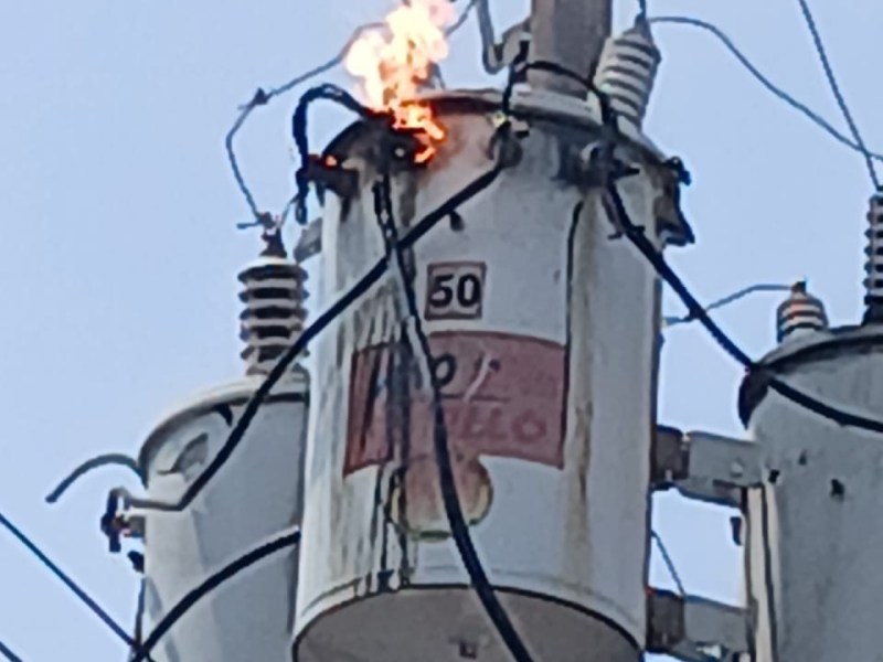 Tres días sin electricidad: Explosión de transformadores deja sin luz a comercios y familias en un sector de Puerto La&nbsp;Cruz