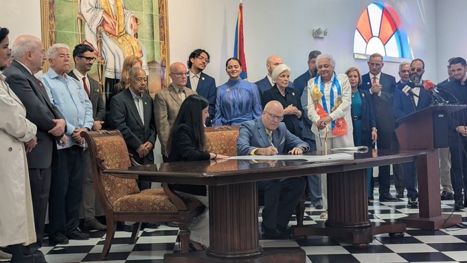 Exilio cubano en Miami firma “Acuerdo de liberación para Cuba”