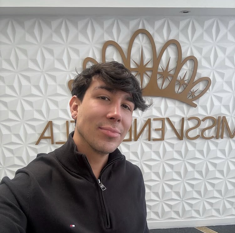 Luto en la moda venezolana: Falleció el reconocido diseñador Enger&nbsp;Luces