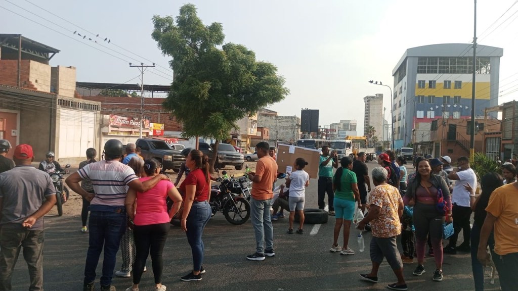 Reportan manifestación en la Internacional para exigir la activación del proyecto de empalme de la tubería de&nbsp;48