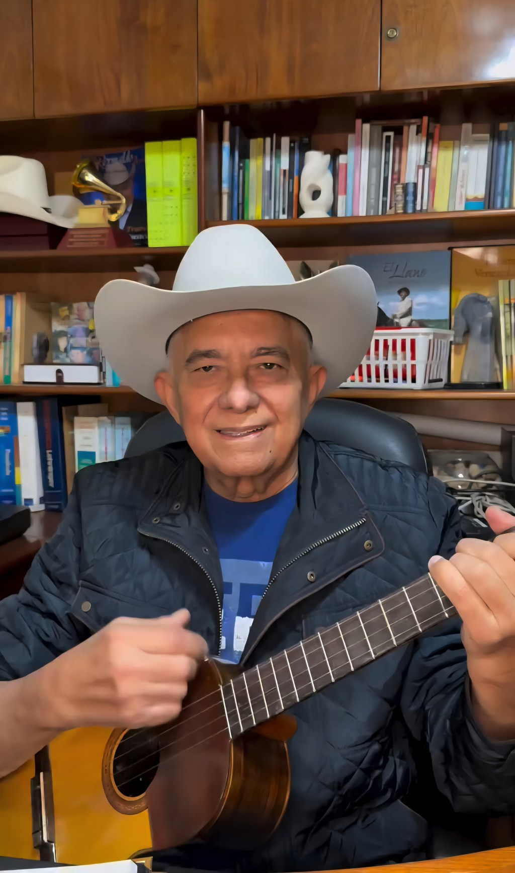 ¡Hay Arpa para rato! Reynaldo Armas anuncia su regreso tras superar problemas de&nbsp;salud