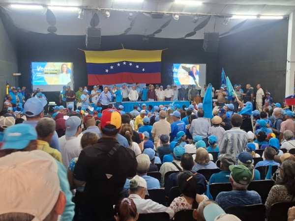 Vente Venezuela realizó pleno político en&nbsp;Barcelona