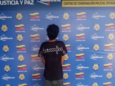 Su madre lo entregó a las autoridades tras confesar el homicidio de un amigo en Puerto La&nbsp;Cruz