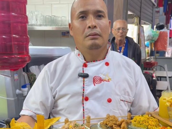 Peruano llegó a Caracas hace 24 años con una maleta llena de sueños y hoy tiene su propio restaurante&nbsp;