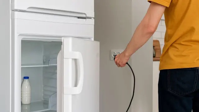 Mujer falleció tras sufrir descarga eléctrica cuando intentaba desenchufar la nevera en&nbsp;Guanipa