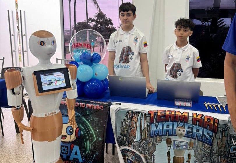 Estudiantes de 12 años desarrollaron un robot con IA para impulsar el turismo en el estado&nbsp;Bolívar&nbsp;