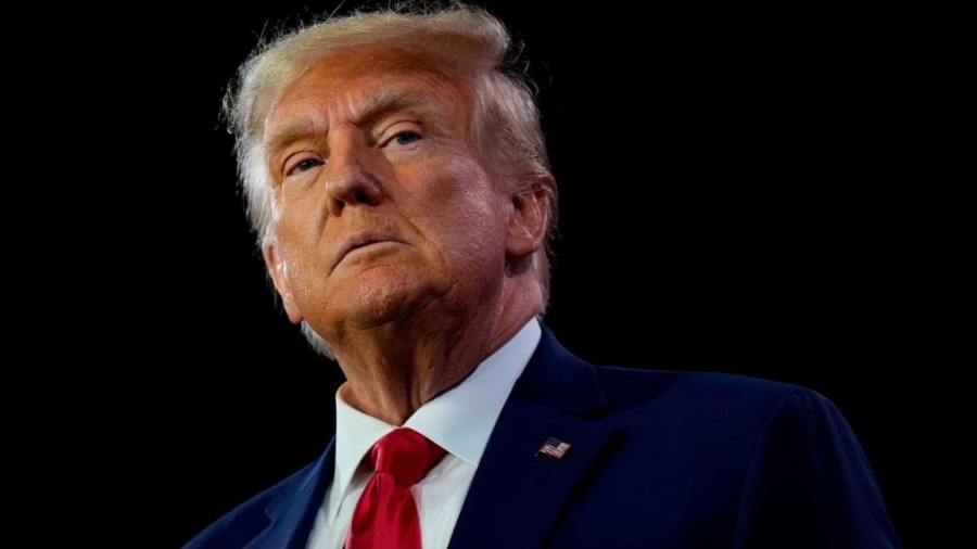 Trump afirma que Irán le ha pedido un alto el fuego y que lo considerará si reabre&nbsp;Ormuz