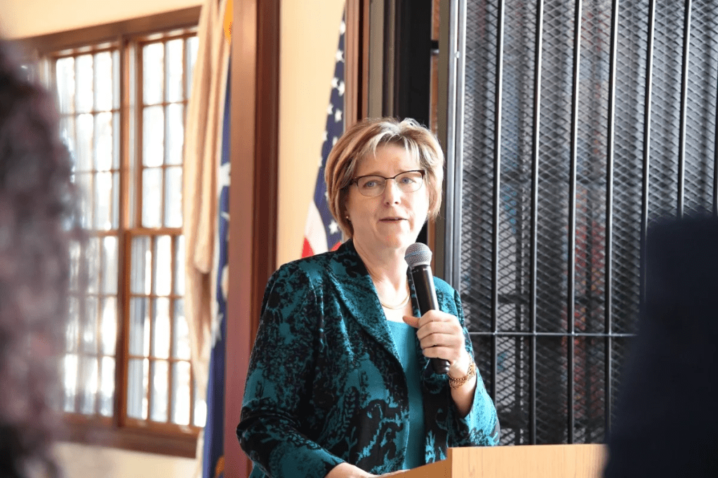 Estados Unidos niega haber sustituido a Laura Dogu