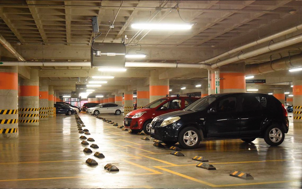Asamblea Nacional inicia debate para regular las tarifas de estacionamientos&nbsp;